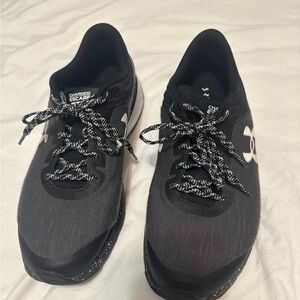 Under Armour Men's Charcoal and Black Athletic Shoes